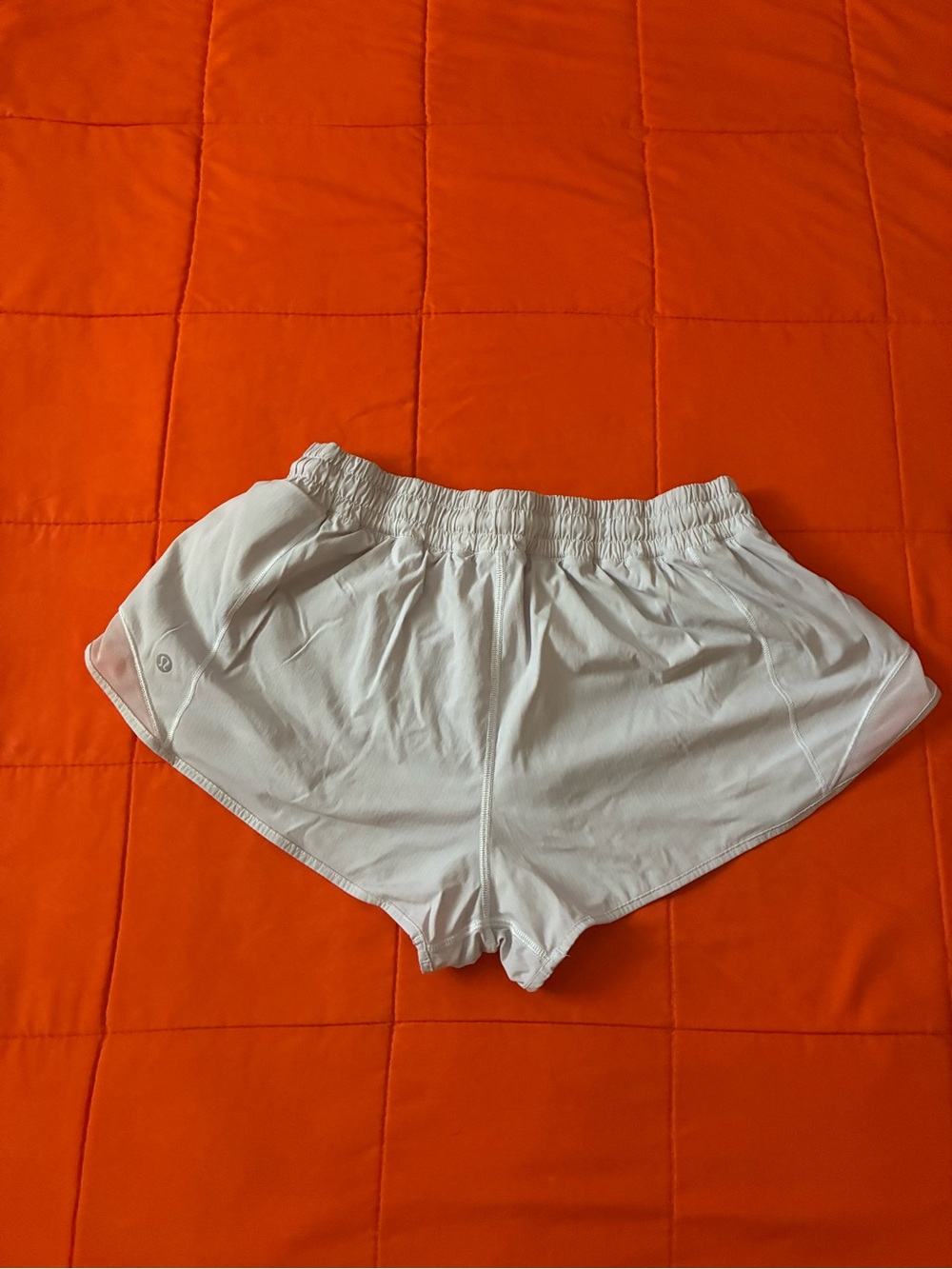 Lululemon Shorts Womens 12 White Gym Athletic Activewear Running Sportswear